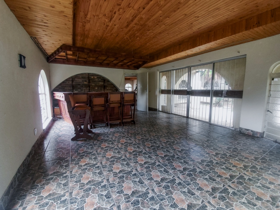 4 Bedroom Property for Sale in Vaalpark Free State